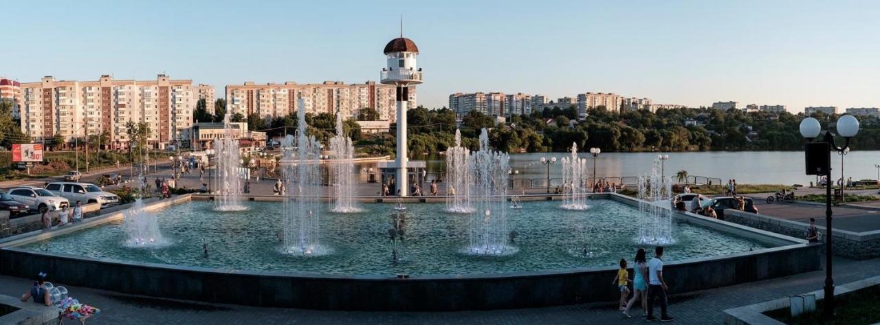 нові біля софіївського парка Apartment